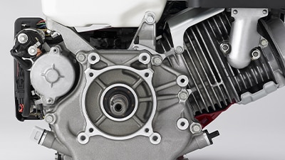 Côté arrière du modèle de moteur Honda